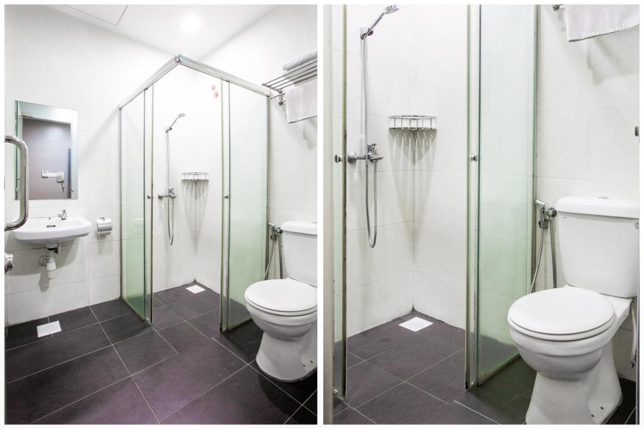 Oyo 89652 P Line Hotel Johor Bahru Esterno foto
