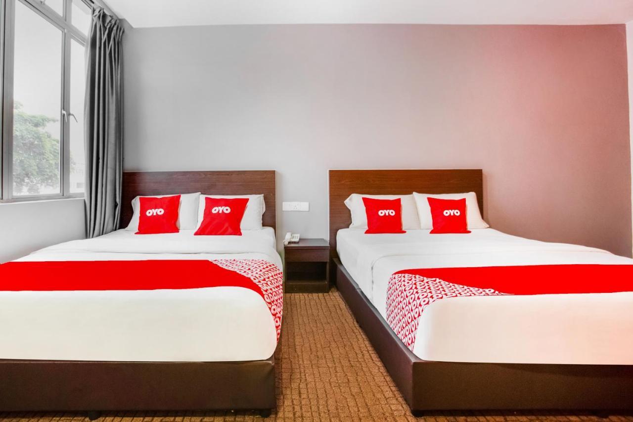 Oyo 89652 P Line Hotel Johor Bahru Esterno foto