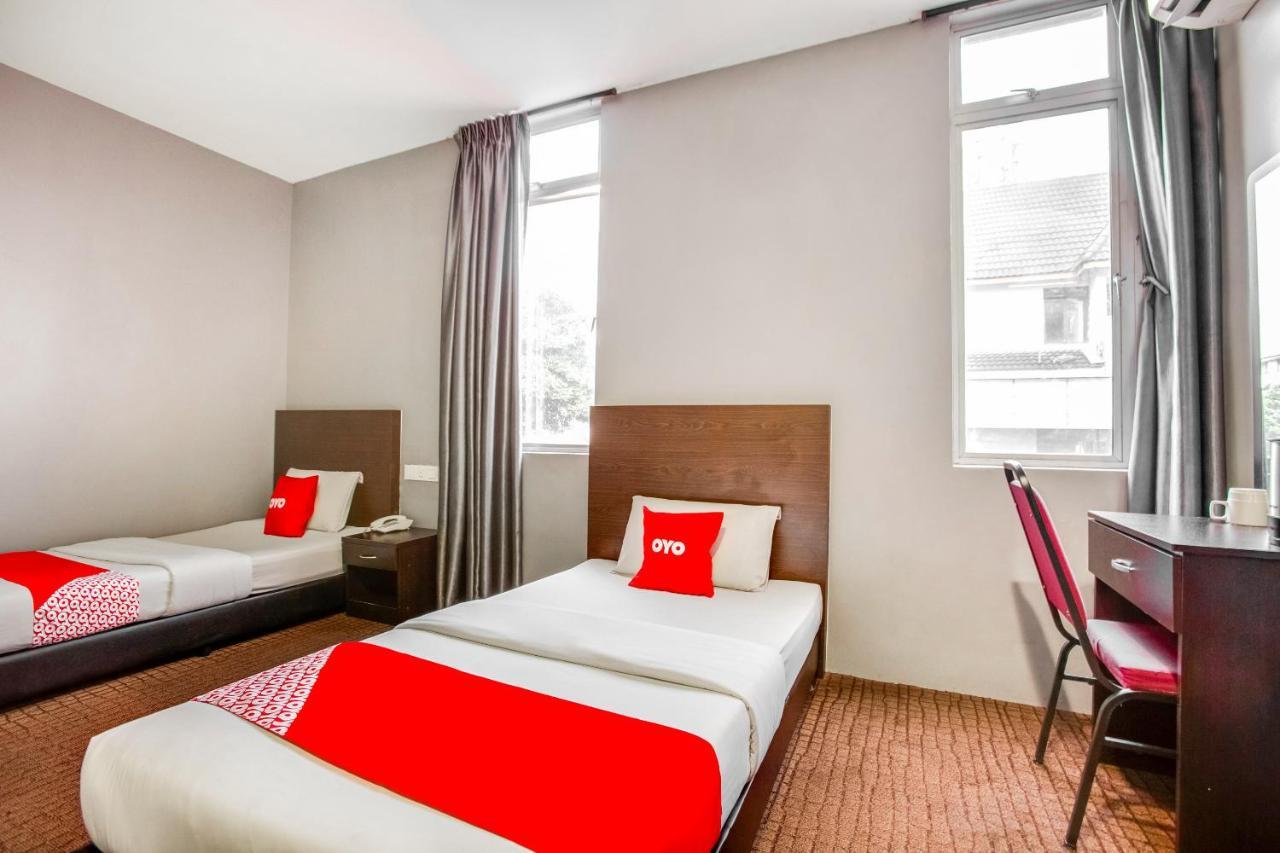 Oyo 89652 P Line Hotel Johor Bahru Esterno foto